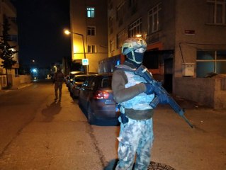 Silahlı suç örgütüne geniş çaplı operasyon düzenlendi: Çok sayıda gözaltı