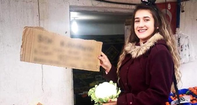 Denizlili manavdan sevgililer gününe özel yüz güldüren kampanya