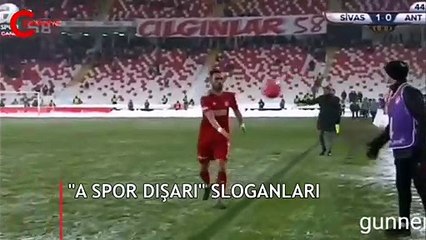 Sivasspor - Antalyaspor maçına damga vuran tezahürat!