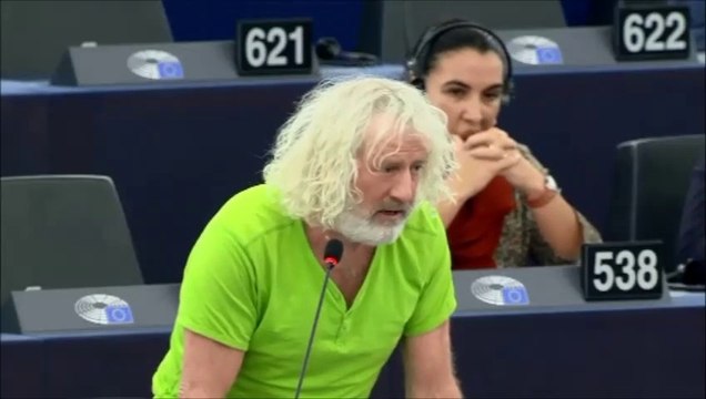 Video: Irish MEP Mick Wallace calls Venezuelan opposition leader Juan Gerardo Guaidó an 'unelected g******e'.