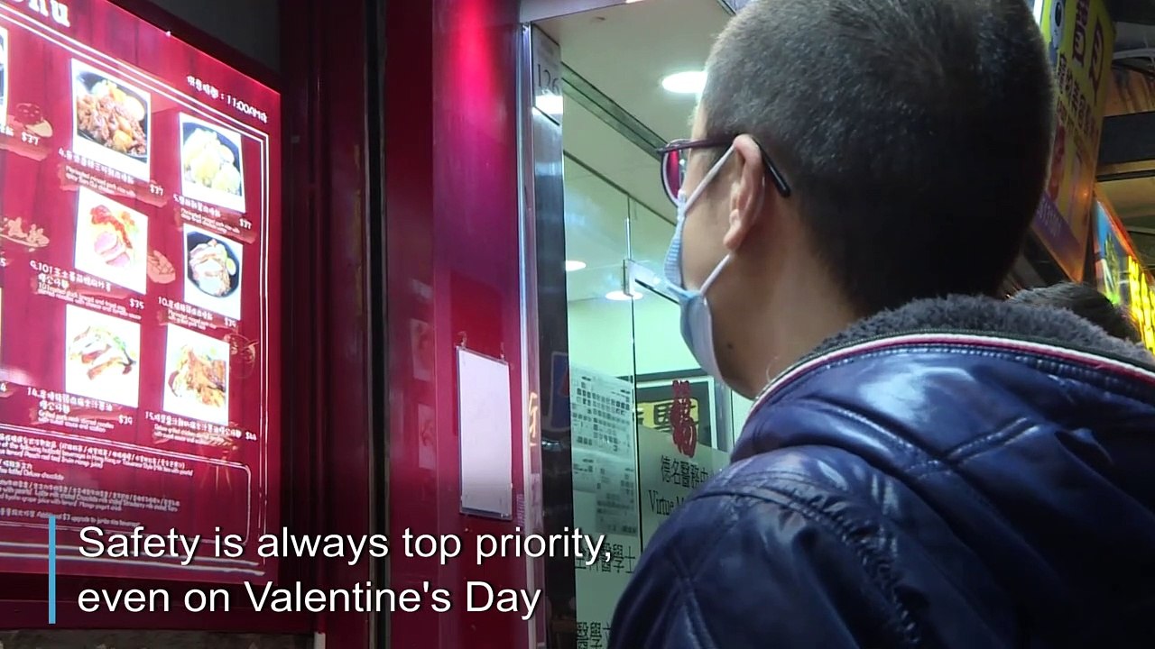 Hong Kong doctor battles coronavirus on isolation wards