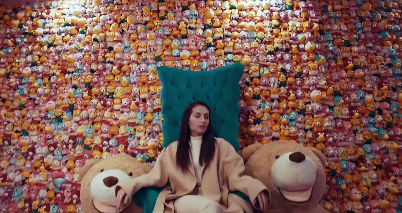 Barış Çevik feat. Azap HG - Ne Fark Eder