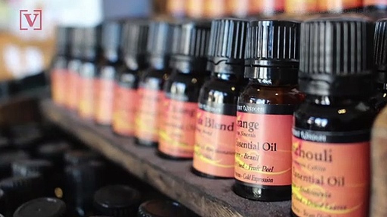 How to Clean Your Mattress With Just Three Household Items!