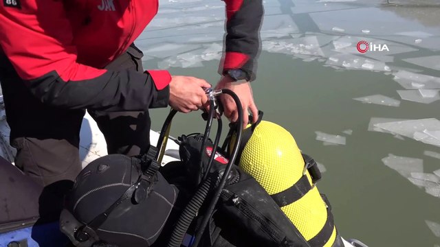 Kayıp Gülistan’ı buz tutan baraj gölünde aradılar