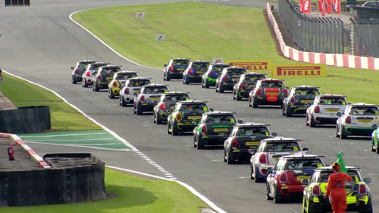 Mini Challenge JCW 2019 - Round 7 - Donington Park