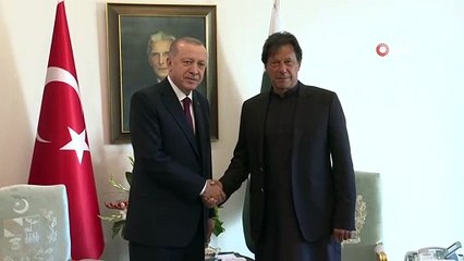 - Cumhurbaşkanı Erdoğan, Pakistan Başbakanı Khan ile görüştü