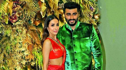 Malaika arora celebrates Valentine's day in Unique style, Watch Video | FilmiBeat