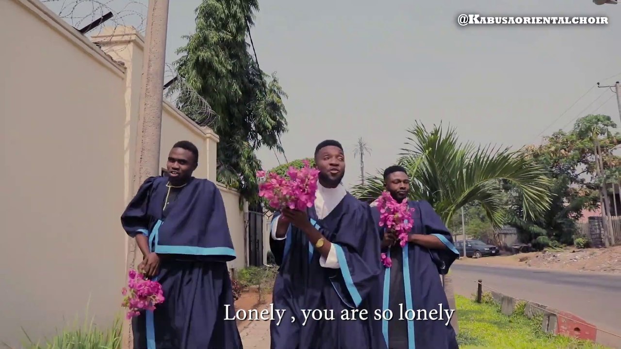 Kabusa Oriental Choir - Valentine is coming ! (Humour)