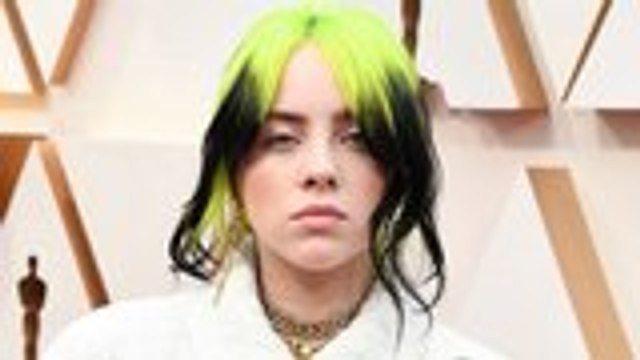 Billie Eilish Debuts New James Bond Song No Time to Die | THR News