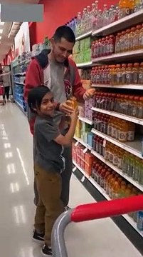 Pai ensina ao filho como ser um idiota