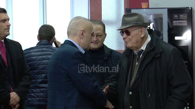 Gazi i merr jeten nje nene dhe dy femijeve te saj