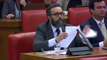 Carmen Calvo no va a ganar para dolores de cabeza con este incombustible diputado de VOX