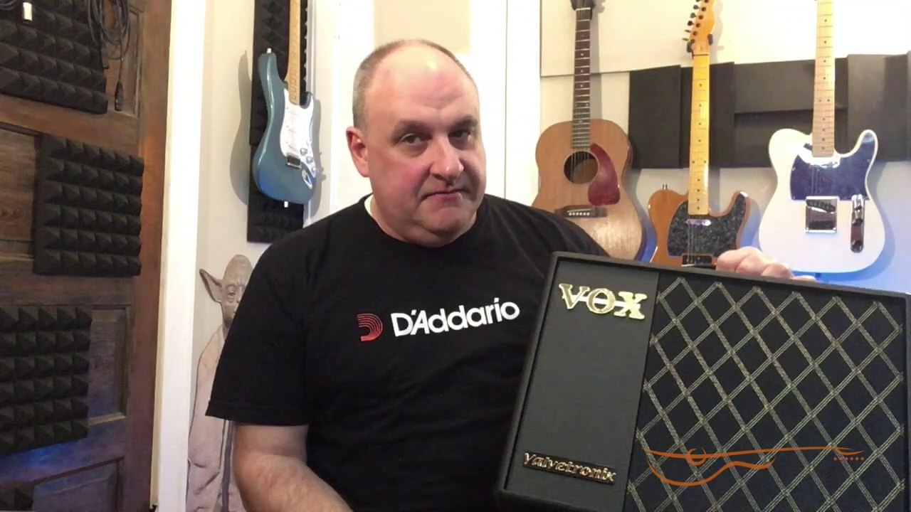 Unboxing Vox VT20