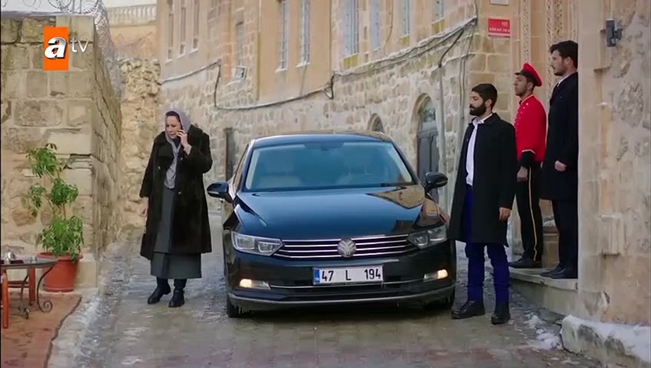 مسلسل زهرة الثالوث الحلقة 32 القسم 2