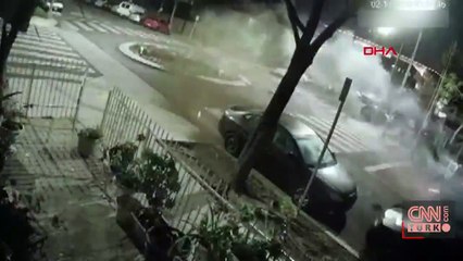 Kayaya çarpıp metrelerce uçtu!