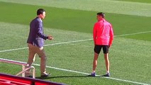 Reguilón, con molestias durante el entrenamiento del Sevilla, duda para el Espanyol