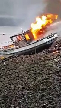 Firefighters tackle boat blaze in Sunderland