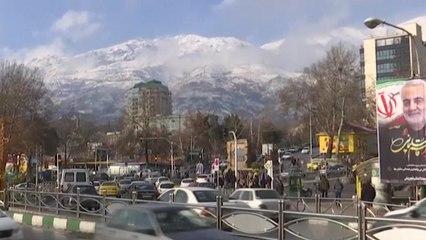 중동서 코로나19 첫 사망자...이란서 2명 치료중 숨져 / YTN