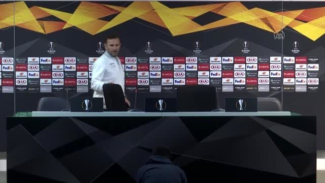 Sporting Lizbon-Medipol Başakşehir maçına doğru - Okan Buruk (1)