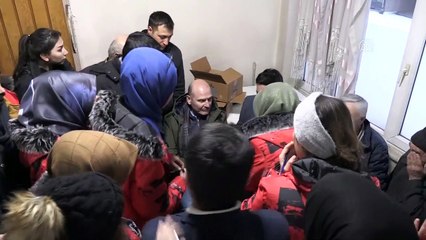 İçişleri Bakanı Soylu, depremde görev alan gönüllü gençlerle buluştu - ELAZIĞ