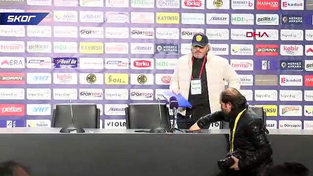 Mustafa Reşit Akçay: 'Maçın başından sonuna kadar dikkatimiz yüksekti'