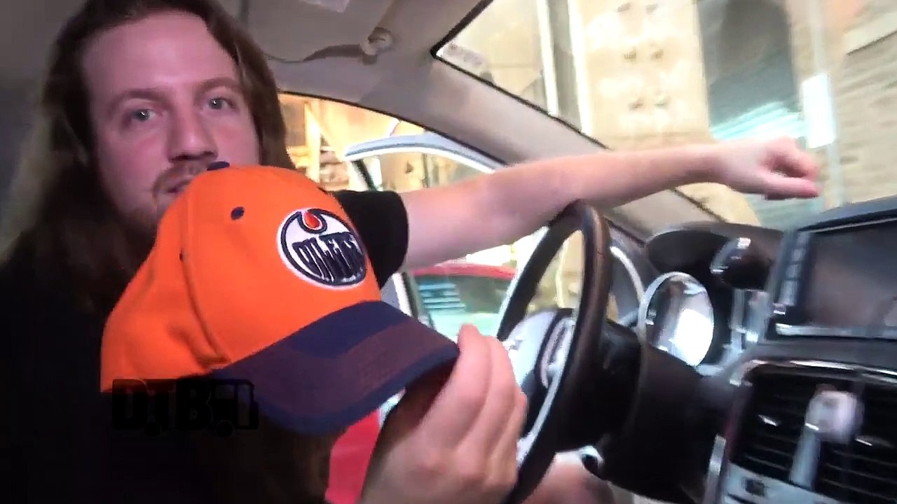 Striker - BUS INVADERS Ep. 1558