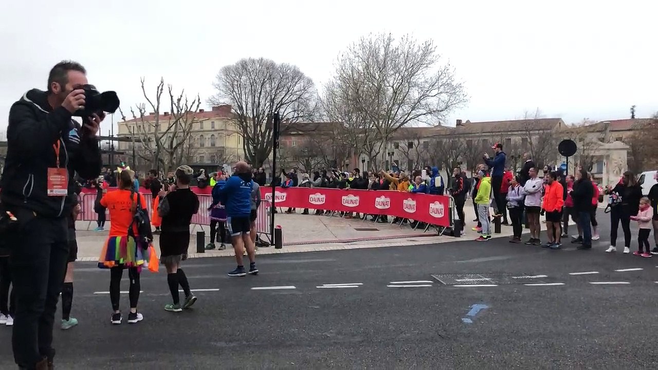 Nîmes Urban Trail : le départ du trente