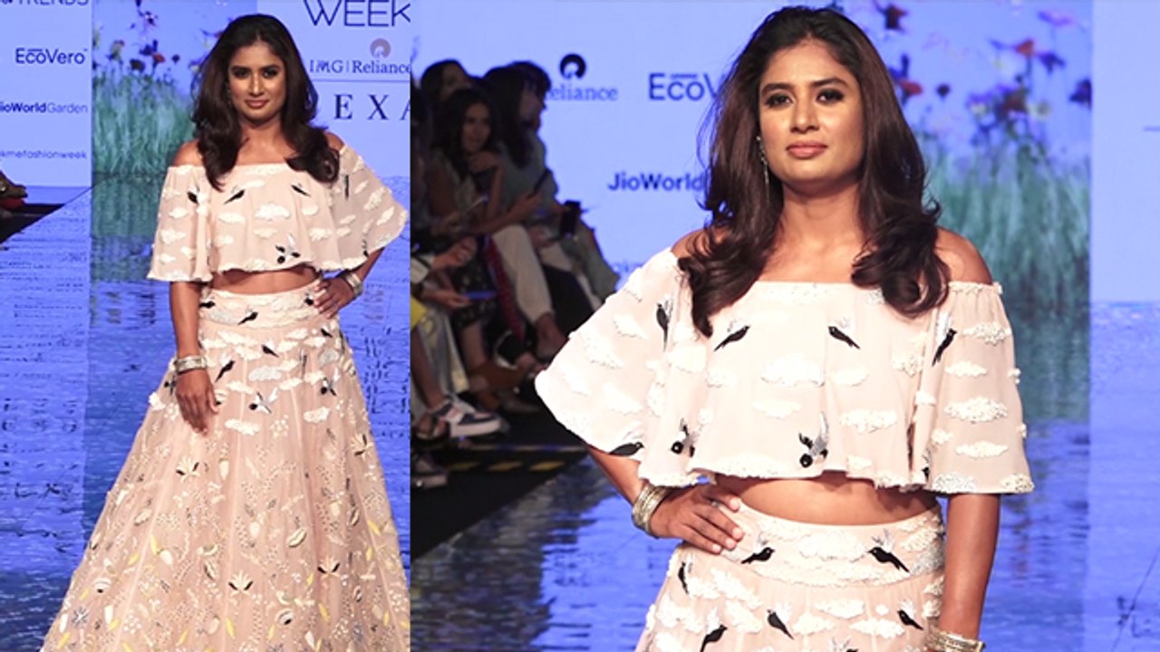 Lakme Fashion Week 2020 : Indian Cricketer Mithali Raj Dazzels At First Ever Ramp Walk । Boldsky