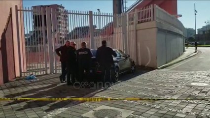 Ora News - Shkodër, gjendet pako e dyshimtë poshtë një automjeti te stadiumi "Loro Borici"