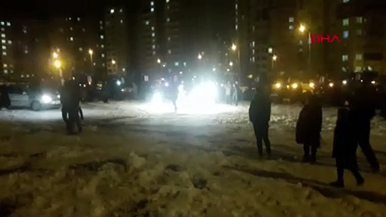 20 traktör ile evlenme teklifi