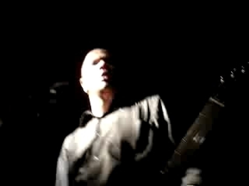 DANKO JONES - "Invisible"