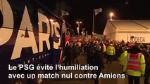 Foot: le PSG évite l'humilation à Amiens