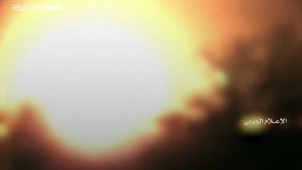 سرنگونی جنگنده عربستان به دست حوثی‌ها و ادعای حمله به «شهروندان کنجکاو» یمنی