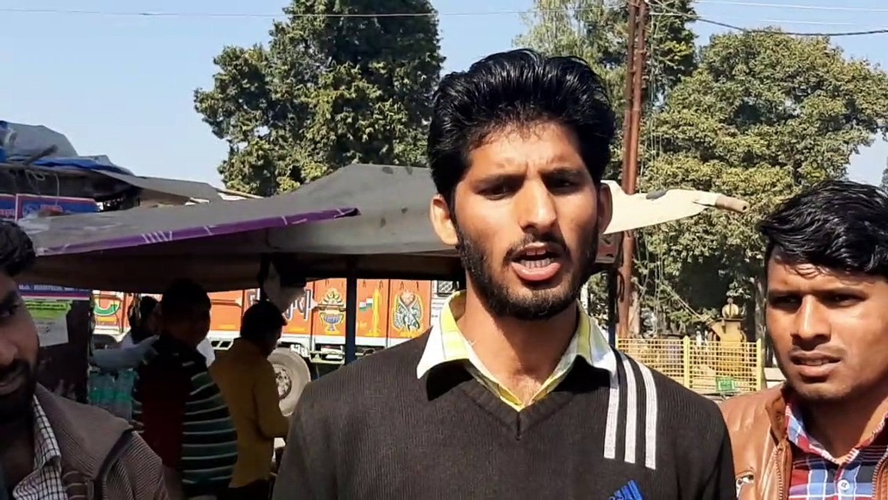 शामली रसोई गैस पर बढ़ते दामों के खिलाफ किया राल...