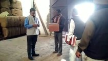 शामली:ऊन एसडीएम ने किया अनाज गोदाम का औचक निरीक्षण