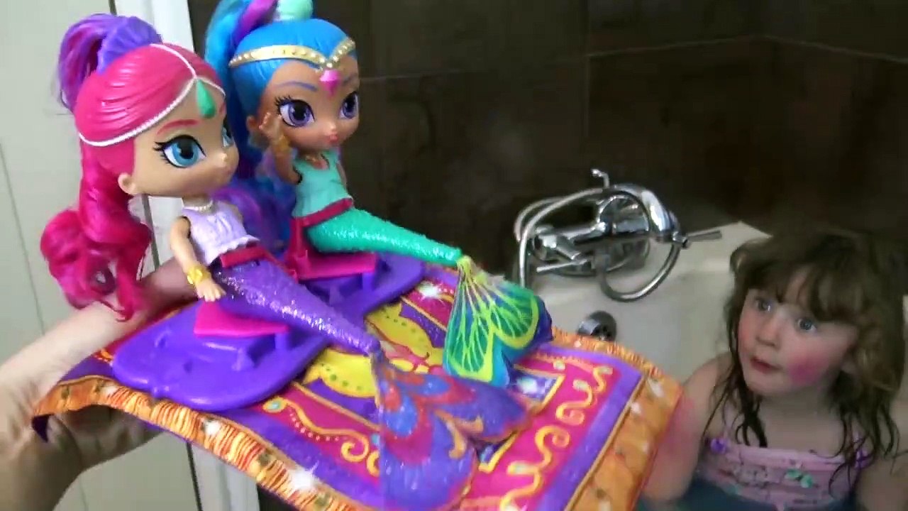 Shimmer e Shine Brinquedos e Diversão na Piscina com Sophia, Isabella e  Alice