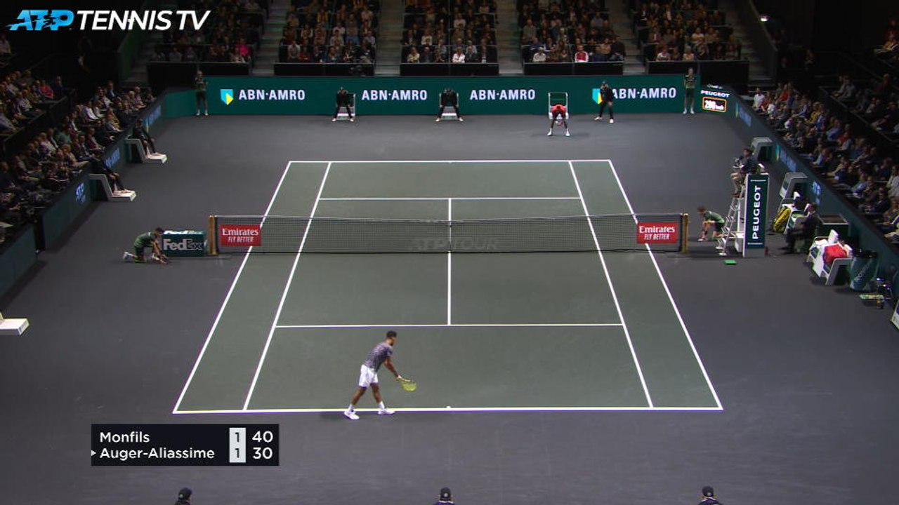 Monfils bt Auger-Aliassime (6-2 6-4)