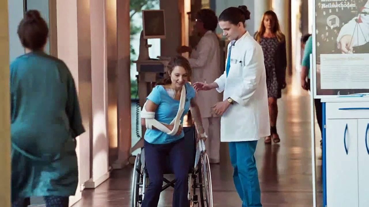 Schwindel (163) - In aller Freundschaft - Die jungen Ärzte