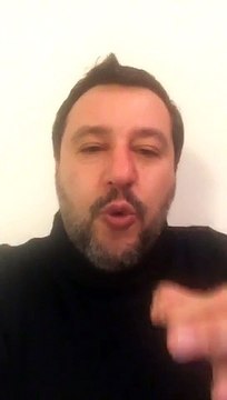 Lega e Sardine in piazza a Roma, Salvini: Noi lì per parlare della città. No a governi arlecchini