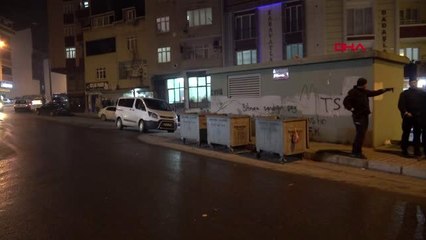 Arnavutköy'de otomobilde vurulan kişi ağır yaralandı