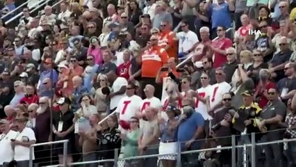 Trump'tan Daytona 500 yarışlarında gövde gösterisi