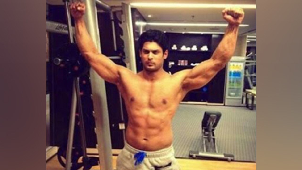 Bigg Boss 13 Winner Sidharth Shukla नाश्ते में लेते हैं अंडे, ऐसी Diet से रहते है Fit । Boldsky