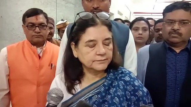 सुल्तानपुरः मेनका गांधी ने की रेप पीड़िता मासुम से मुलाक़ात, सुनिए मेनका का आदेश