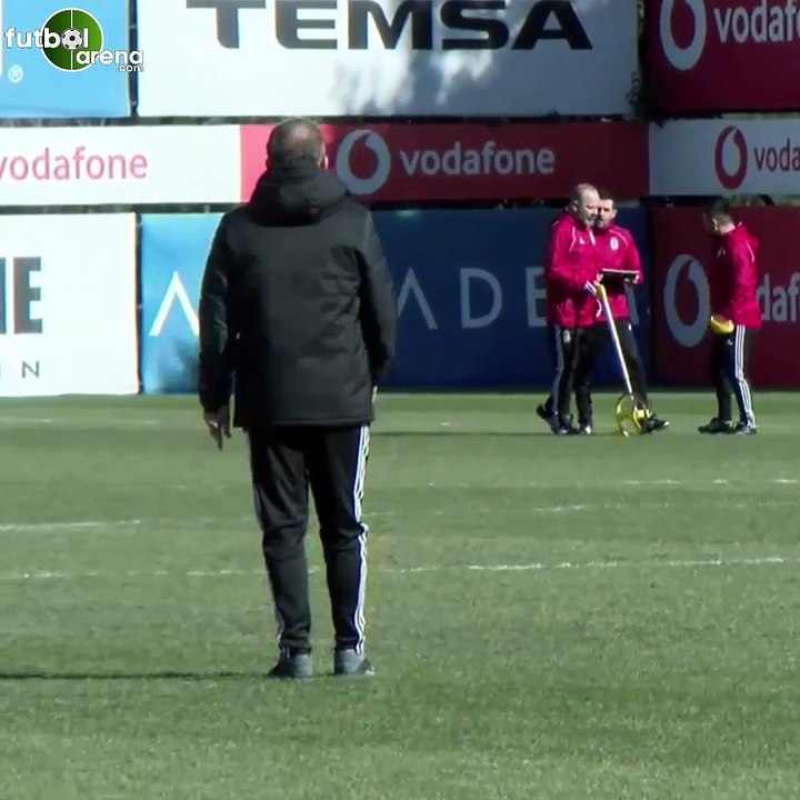 Beşiktaş antrenmanında Sergen Yalçın şov!