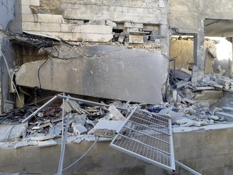 Esad rejimi ve Rus savaş uçakları Halep kırsalını vurdu