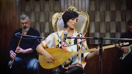 Özlem Özdil - Türkülere Sor Beni