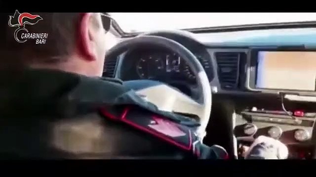 Bari - Assalto a portavalori, ma è un videoclip. Arrivano i Carabinieri (17.02.20)