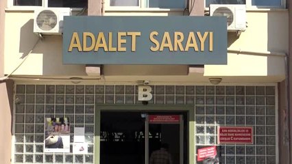 Pazarcı kılığına giren polisler, üç yankesiciyi yakaladı