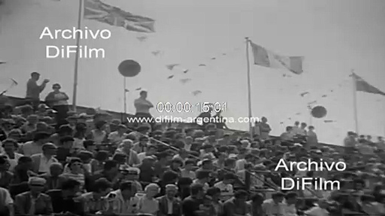 Giacomo Agostini wins the Tourist Trophy on the Isle of Man 1970
