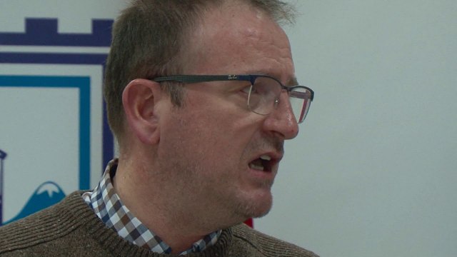 Разрешените директори на училиштата во Гостивар бараат да се вратат на работа